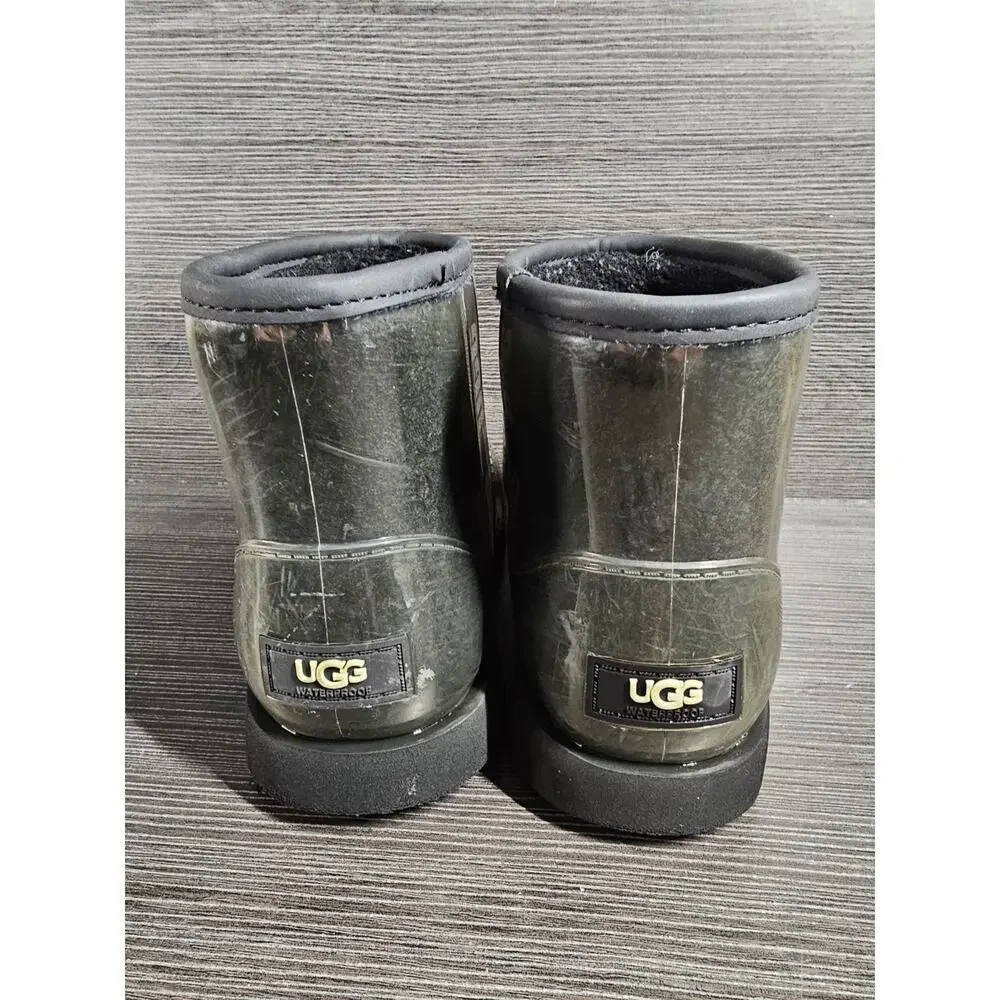 UGG pre owned